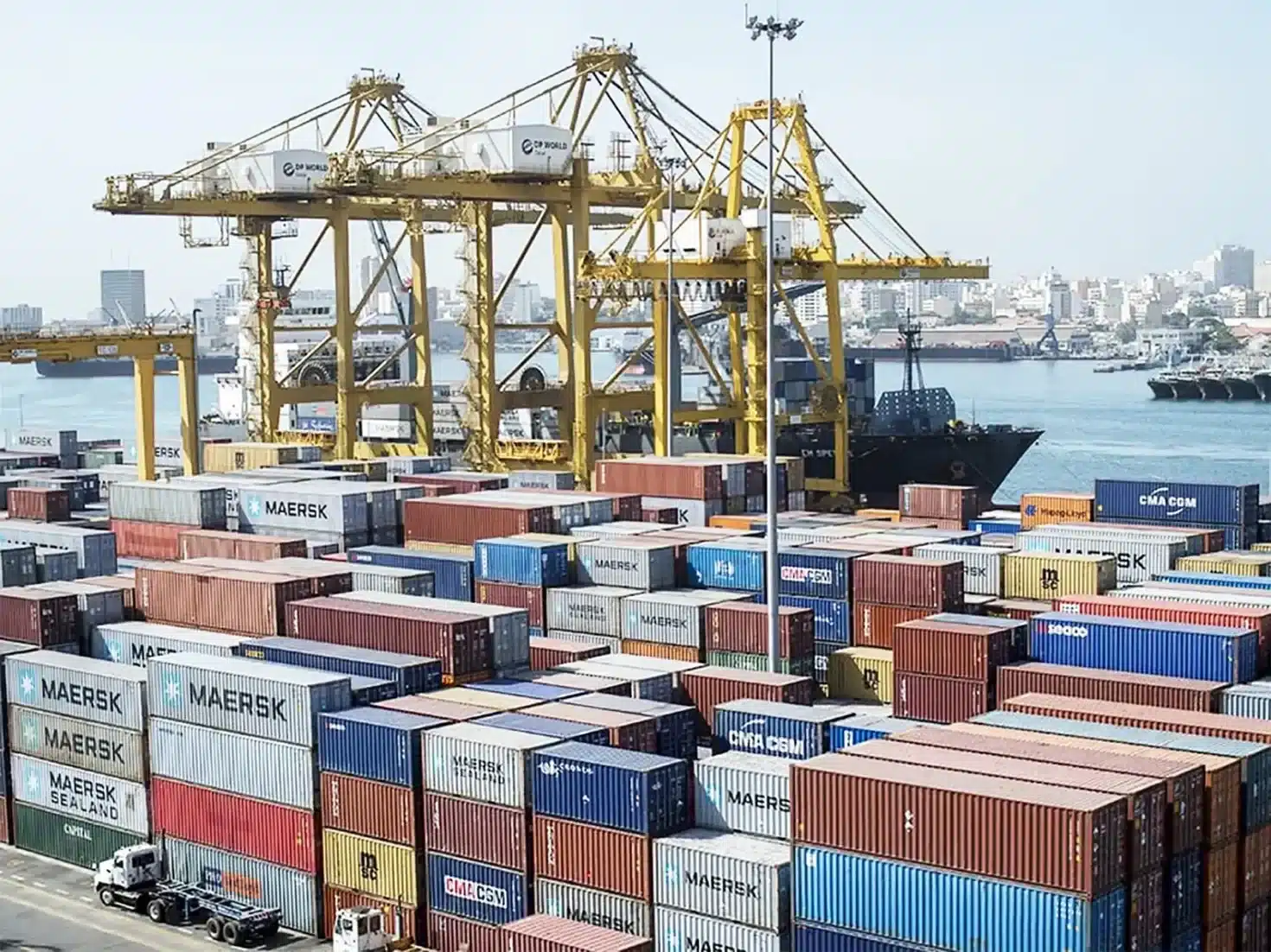Sénégal : Baisse de 2,6% des prix des produits exportés en avril 2026