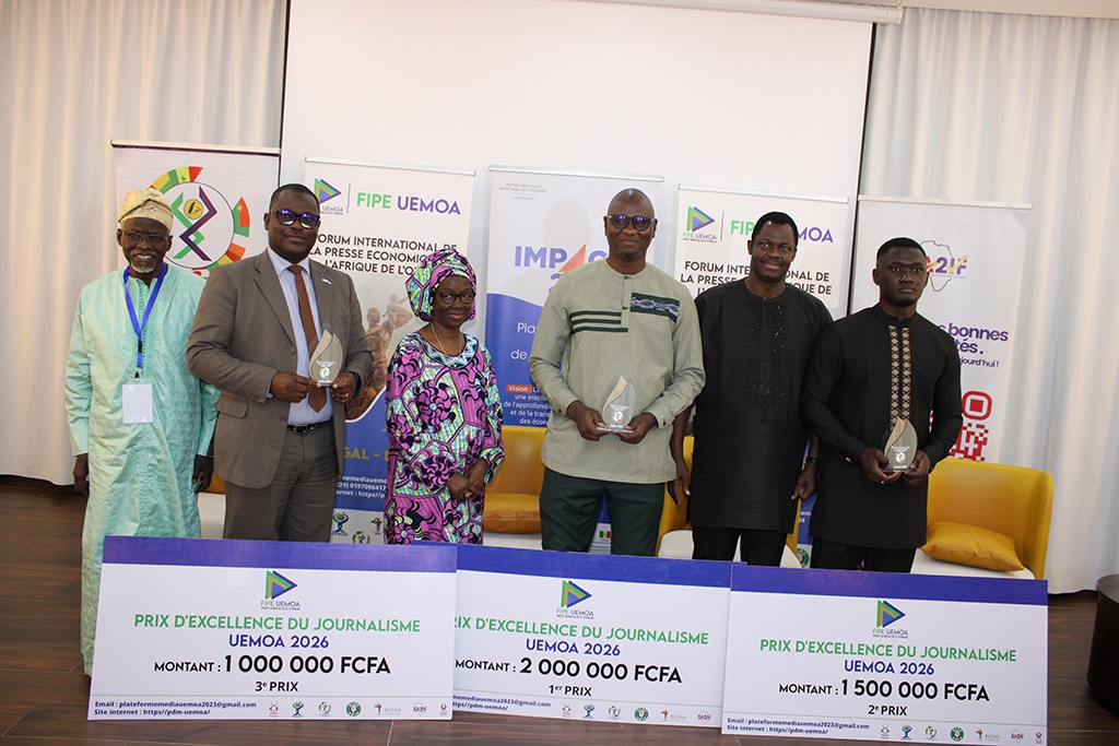 Remise des Prix d’excellence de l’UEMOA aux journalistes à Dakar, en marge du FIPE-UEMOA
