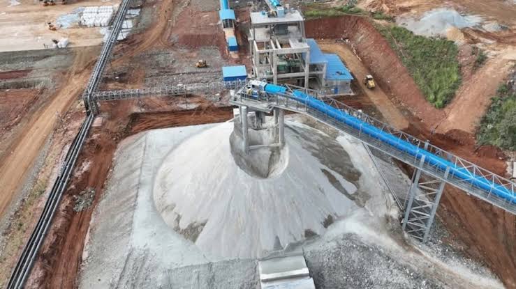 Zimbabwe : Bikita prépare une usine de sulfate de lithium dans le cadre d’un programme de 400 millions USD